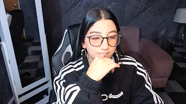 Sala de chat en directo de Sophie_jones_b