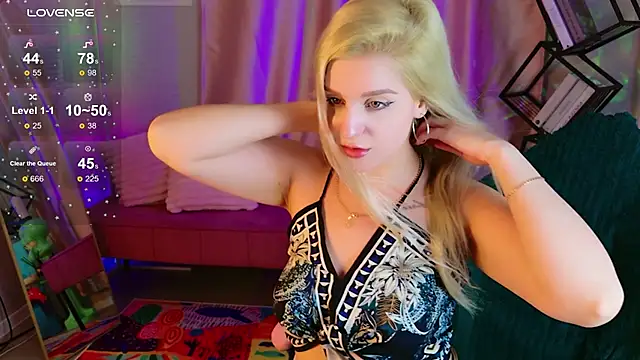 Živá chatovací místnost Hot_blondie