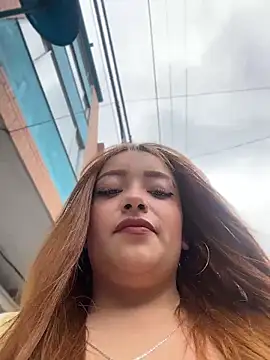 Tatiana_O Adlı Modelin Canlı Sohbet Odası