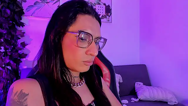 Sala de chat ao vivo de Maddie_Ray