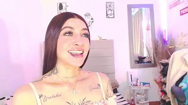 Anna_belly's Live Chat Room