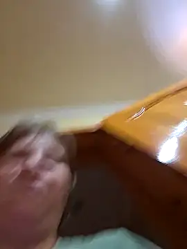 Sala de chat en directo de _LOLA-LOLA_