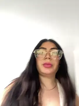 Mia_222 live-chat rom