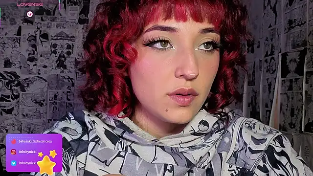 Sala de chat ao vivo de NickiYoung