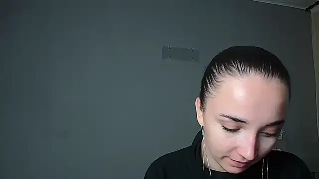 Eva_Gloryy's Live Chat Room