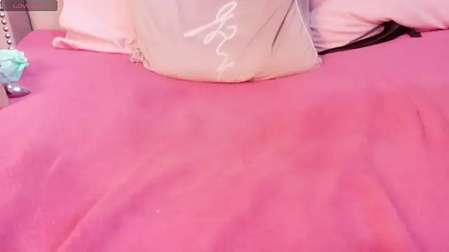 lolii_milk's Live Chat Room