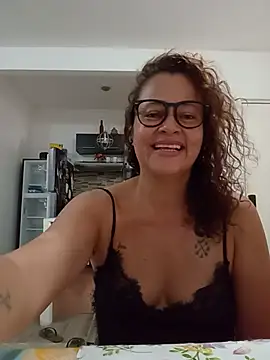 Lilibhet's Live Chat Room