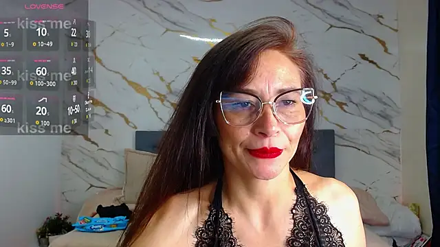 _naomi_s' Live Chat Room