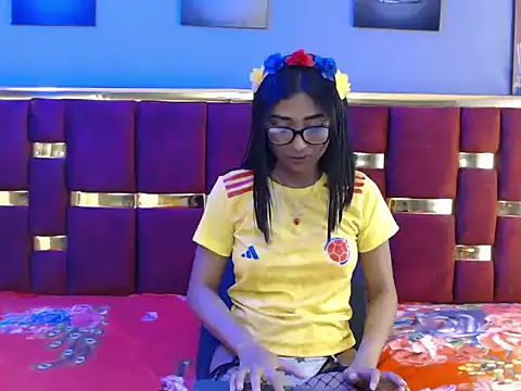 Mia_konor06's Live Chat Room