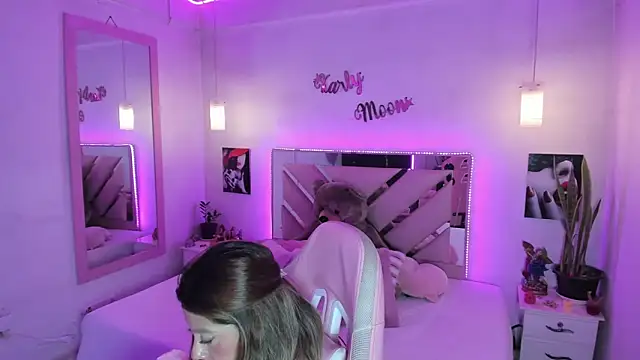 Karly_moon Live chatroom