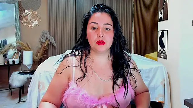BBWLuxuryMuse Adlı Modelin Canlı Sohbet Odası
