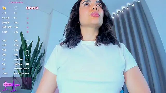 Pokój czatu na żywo – sara_ospina22