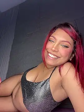 GiaRedd Live chatroom