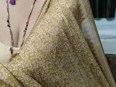 Sala de chat ao vivo de sunitha-3