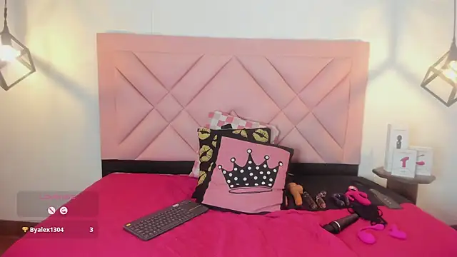 Sala de chat en directo de Caroline_daring