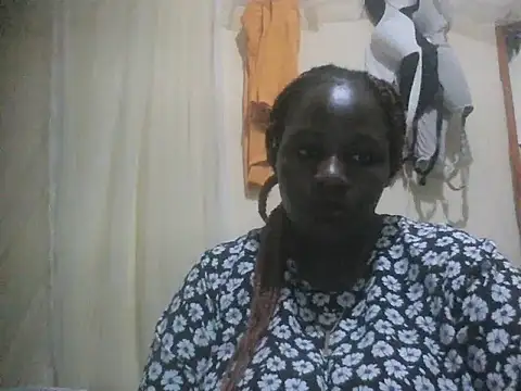 Živá chatovací místnost Ebonyshan
