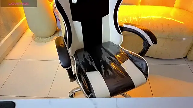cameron_tp Live Chatraum