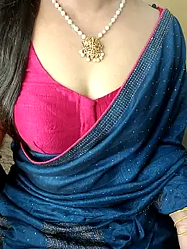 Madhu_Reddy46 Adlı Modelin Canlı Sohbet Odası