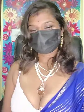 Premalatha_28 Adlı Modelin Canlı Sohbet Odası