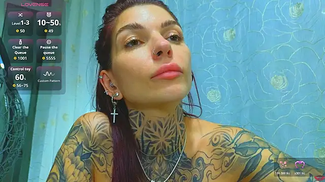 tattooedBabyy: δωμάτιο απευθείας συνομιλίας