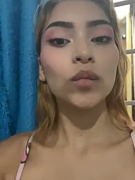 NatalieSterling Live chatroom