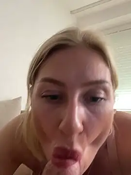 xxBELLExx Live Chatraum