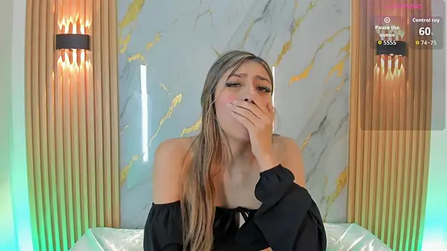 Alexa_Harris_'s Live Chat Room