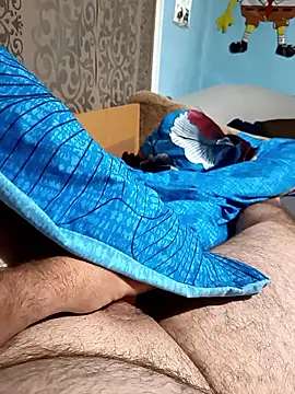 Krisz15 Adlı Modelin Canlı Sohbet Odası