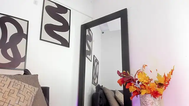 AishaBlaze élő chatszobája
