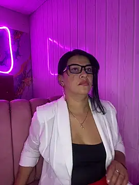 Selin_mehott élő chatszobája