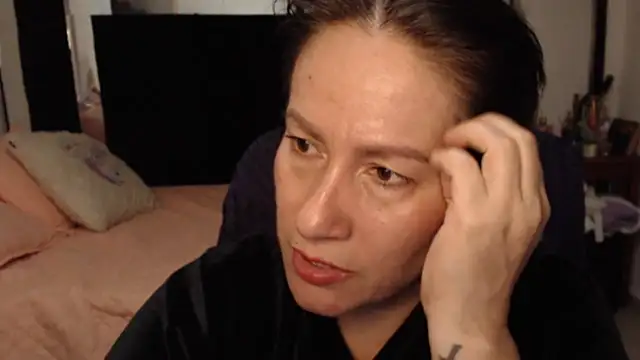 CATRINA-83 Live Chatraum