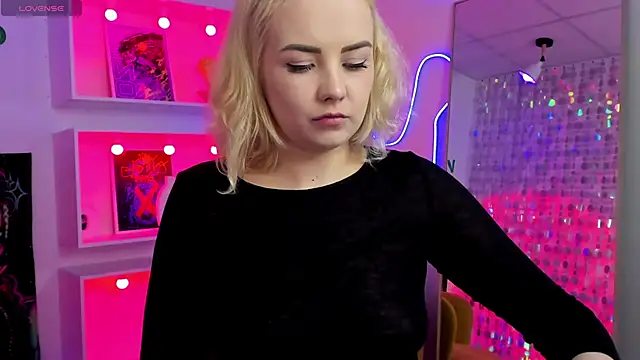 StephanieSweety Adlı Modelin Canlı Sohbet Odası