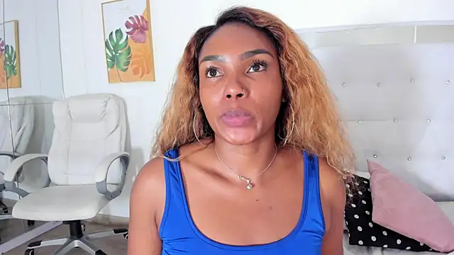 Chat soba uživo modela Isla_Scott