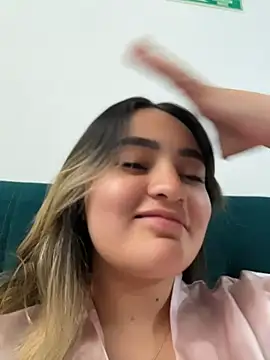 غرفة دردشة Antonella_Julieta المباشرة