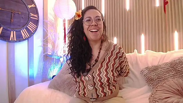 Velvet_Curly Live Chatraum