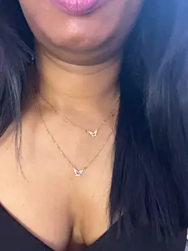 tamil_Aarathi's Live Chat Room