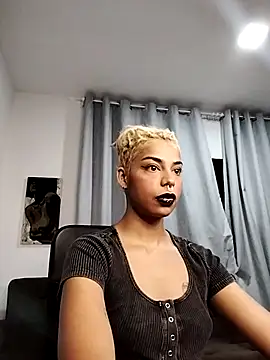 Helenoir – live chatrum