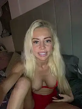 غرفة دردشة MaeBlonde المباشرة