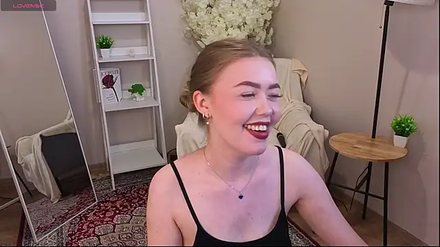 חדר צ'אט בשידור חי של Lina_deels