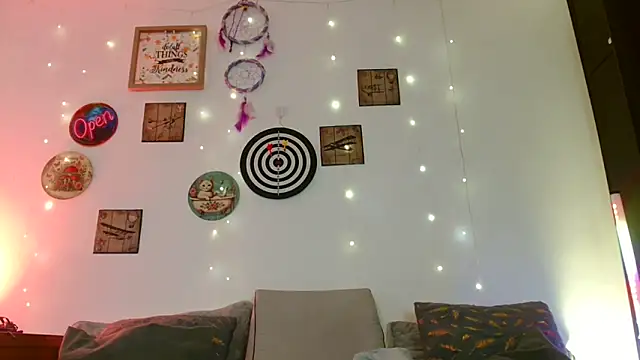 Katicalatinmilf Live Chatraum