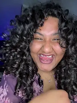 غرفة دردشة Angeliccreamyrican المباشرة