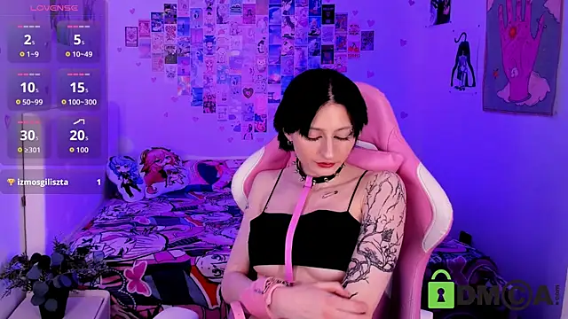Kira__Cutie Live Chatraum