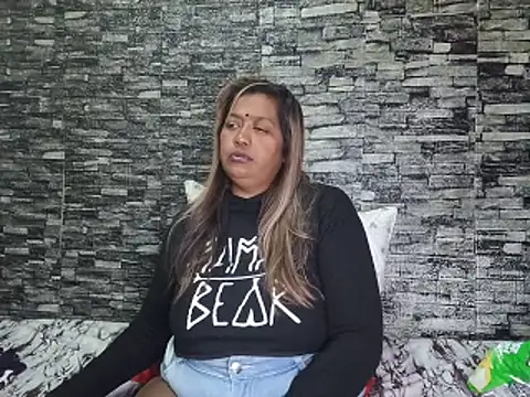 Chat ao vivo de Mammabear_4u
