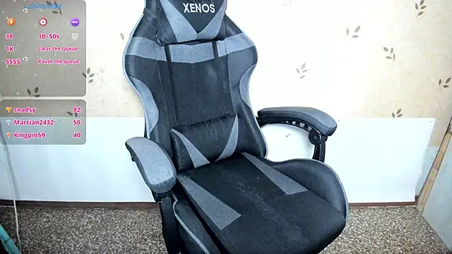 Sala de chat en directo de NicoleDaviss