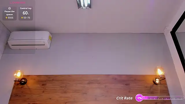 Sala de chat en directo de MOONWUW