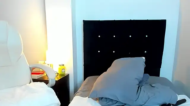 kathyajhonss 실시간 채팅방