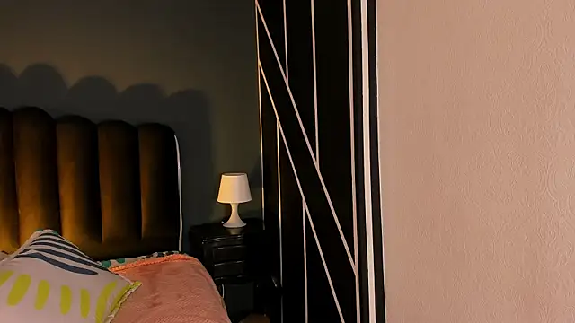 غرفة دردشة Azahara_18 المباشرة