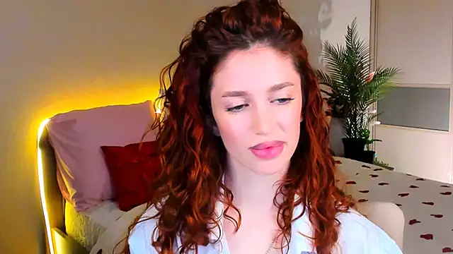 ChristinaConteeree Adlı Modelin Canlı Sohbet Odası