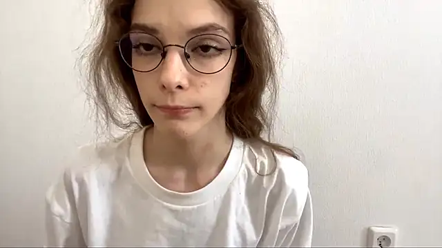 UsedSubject's Live Chat Room