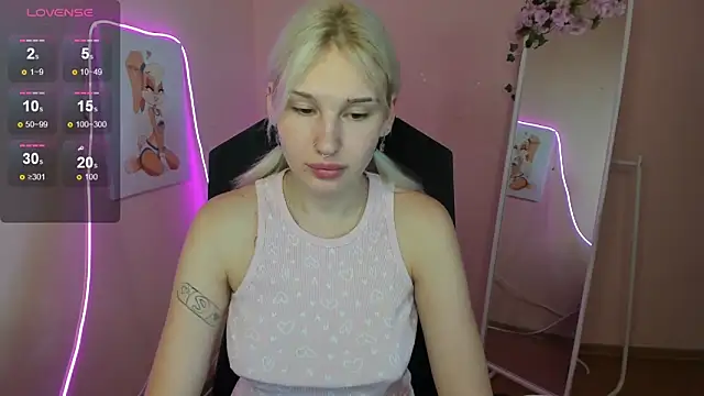 EvelinaLuu Cameră chat live